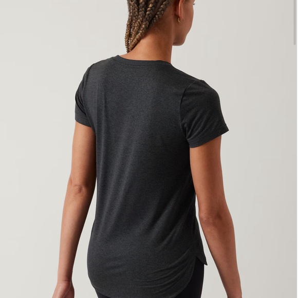 S Athleta Uptempo Short Sleeve Top Small Super Soft Cre Neck Exercise Workout - Picture 2 of 9